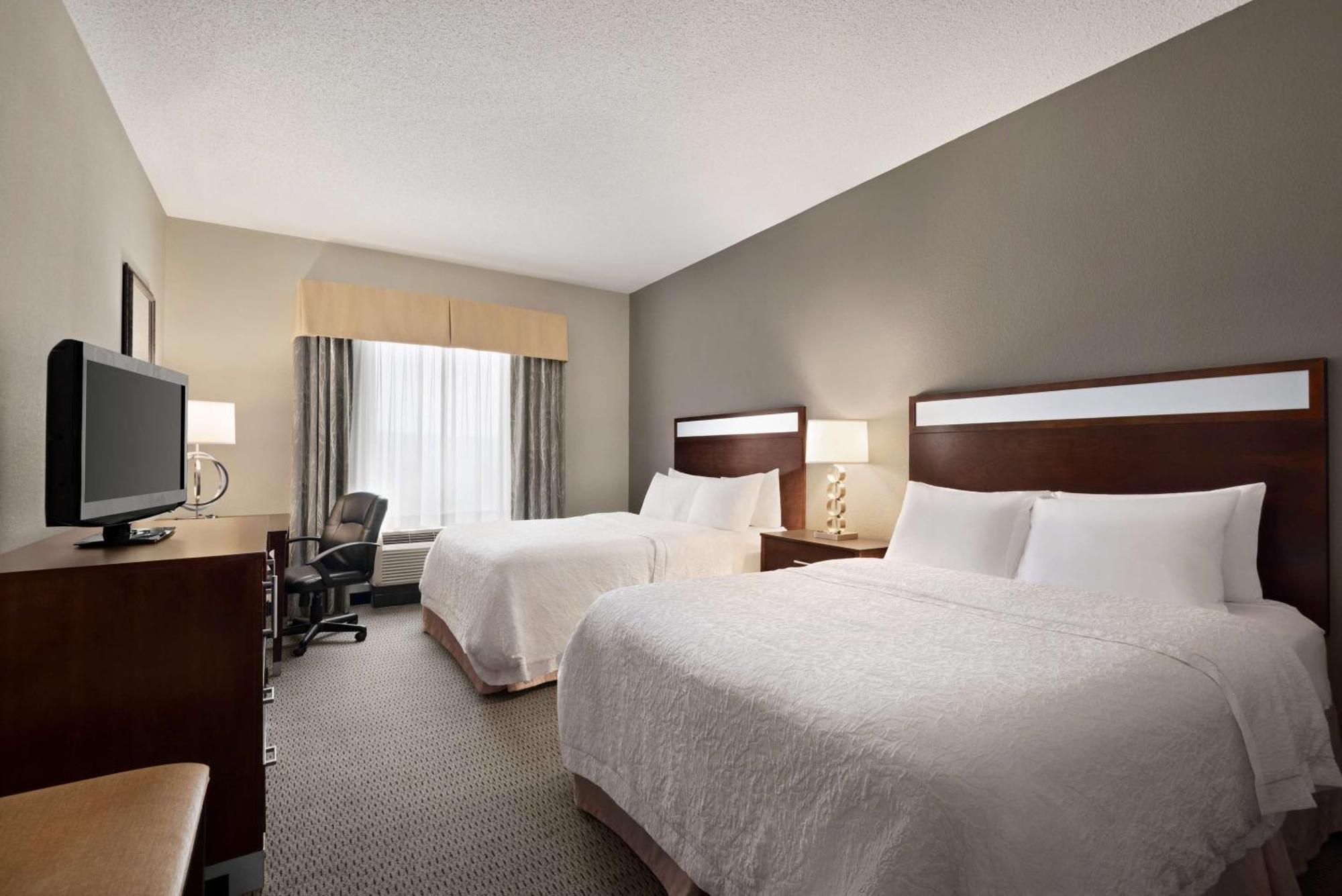 Hampton Inn & Suites - Мансфилд Экстерьер фото